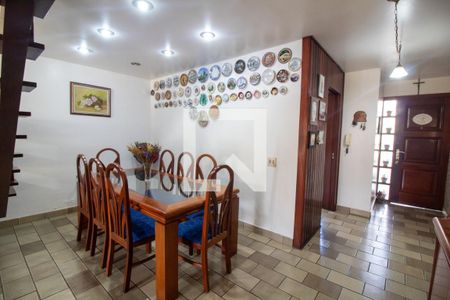 Sala de Jantar de casa à venda com 3 quartos, 200m² em Vila Cordeiro, São Paulo