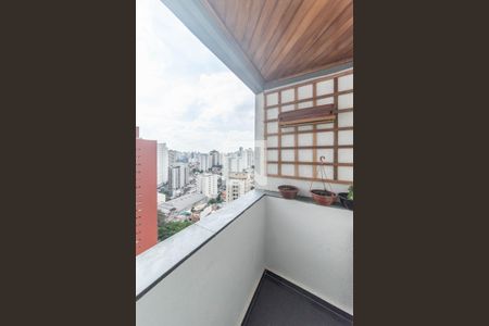 Sacada de apartamento para alugar com 2 quartos, 65m² em Vila Gumercindo, São Paulo