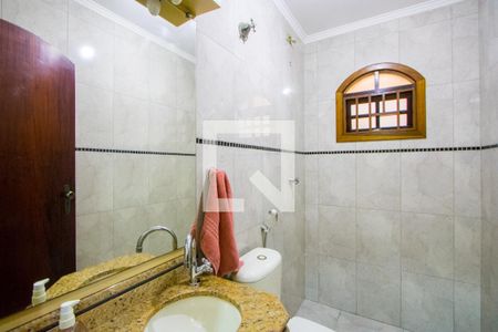 Banheiro Social 2 de casa à venda com 3 quartos, 225m² em Vila Homero Thon, Santo André