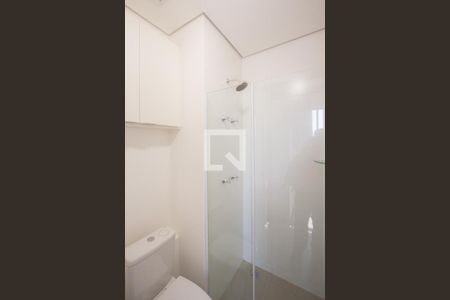 Banheiro de kitnet/studio à venda com 1 quarto, 24m² em Jardim das Acacias, São Paulo