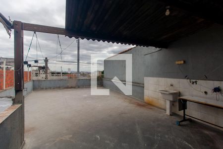 Área de Serviço de casa para alugar com 2 quartos, 330m² em Vila Ema, São Paulo