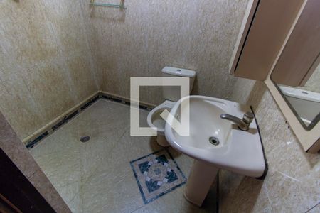 Banheiro de casa à venda com 2 quartos, 58m² em Vila Ema, São Paulo