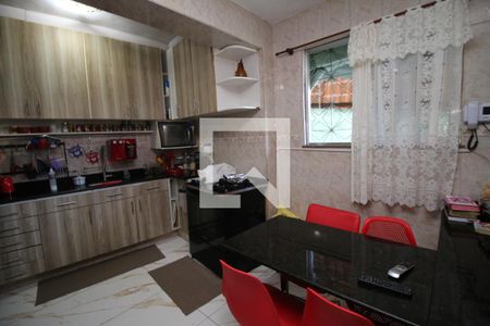 Cozinha de casa à venda com 2 quartos, 171m² em Penha Circular, Rio de Janeiro