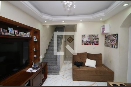 Sala de casa à venda com 2 quartos, 171m² em Penha Circular, Rio de Janeiro