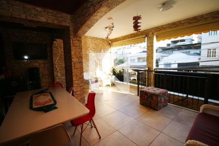 Varanda 1º piso de casa à venda com 2 quartos, 171m² em Penha Circular, Rio de Janeiro