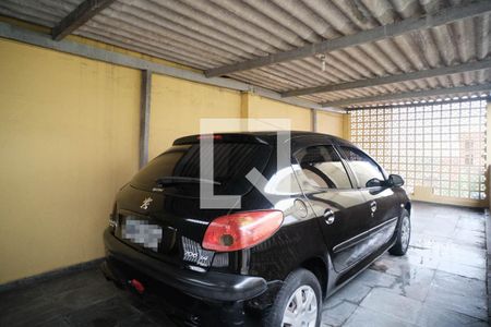 Garagem de casa à venda com 4 quartos, 130m² em Jardim Nordeste, São Paulo