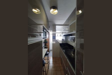 Cozinha  de apartamento à venda com 2 quartos, 67m² em Jardim Celeste, São Paulo