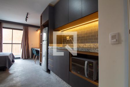 Cozinha de kitnet/studio para alugar com 1 quarto, 26m² em Santo Amaro, São Paulo