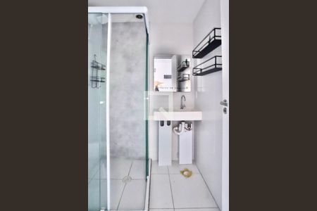 Banheiro de apartamento para alugar com 1 quarto, 28m² em Brás, São Paulo