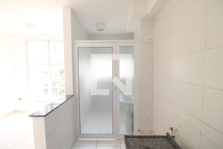 Cozinha de apartamento para alugar com 2 quartos, 50m² em Limão, São Paulo