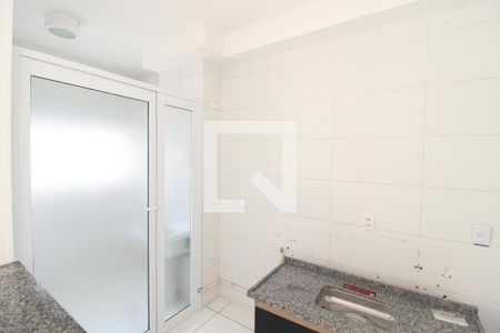 Cozinha de apartamento para alugar com 2 quartos, 50m² em Limão, São Paulo