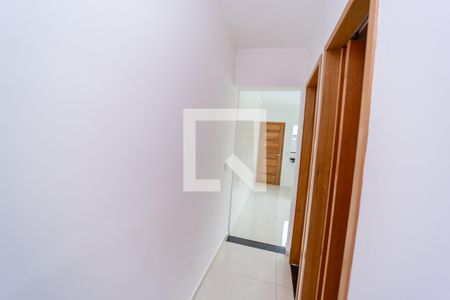 Corredor de casa à venda com 3 quartos, 109m² em Vila Nhocuné, São Paulo