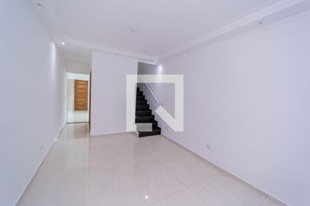 Sala de casa à venda com 3 quartos, 109m² em Vila Nhocuné, São Paulo
