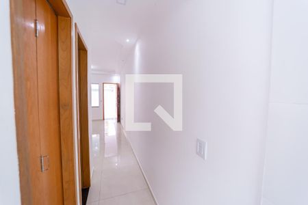 Corredor de casa à venda com 3 quartos, 109m² em Vila Nhocuné, São Paulo