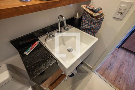 Banheiro de kitnet/studio à venda com 1 quarto, 24m² em Paraíso, São Paulo