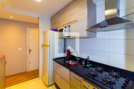 Cozinha de apartamento à venda com 2 quartos, 58m² em Vila Ema, São Paulo