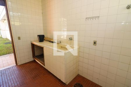 Área de Serviço de casa à venda com 4 quartos, 500m² em Menino Deus, Porto Alegre