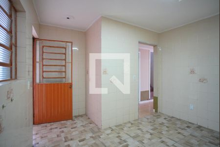 Cozinha de casa à venda com 5 quartos, 188m² em Sarandi, Porto Alegre