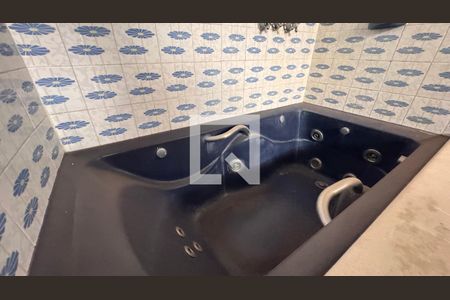 Banheiro da Suíte de casa à venda com 3 quartos, 252m² em Jardim do Trevo, Campinas