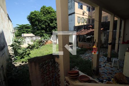 Quintal fundos de casa à venda com 4 quartos, 360m² em Penha, Rio de Janeiro