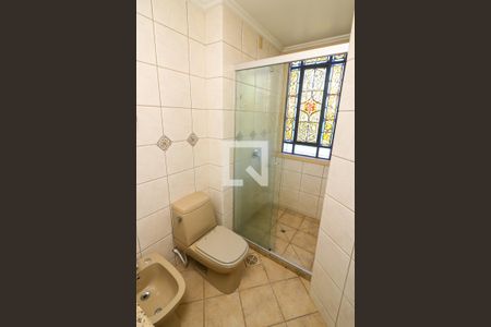 Banheiro Social de casa à venda com 4 quartos, 650m² em Santa Tereza, Porto Alegre