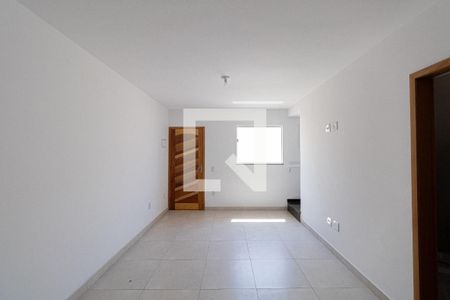Sala de casa de condomínio à venda com 2 quartos, 118m² em Vila Sao Geraldo, São Paulo