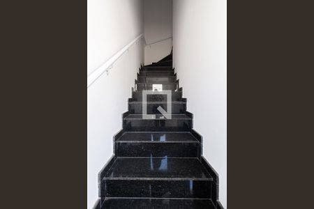 Escada de casa de condomínio à venda com 2 quartos, 118m² em Vila Sao Geraldo, São Paulo