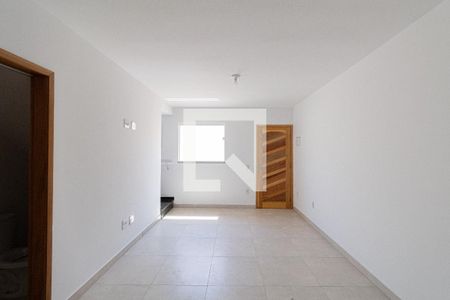 Sala/Cozinha/Área de Serviço  de casa de condomínio à venda com 2 quartos, 118m² em Vila Sao Geraldo, São Paulo