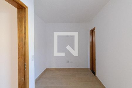 Quarto 2 de casa de condomínio à venda com 2 quartos, 118m² em Vila Sao Geraldo, São Paulo