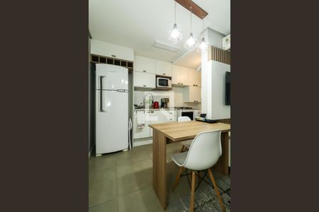 Cozinha de apartamento para alugar com 1 quarto, 40m² em Bom Fim, Porto Alegre