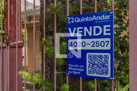 Placa  de casa à venda com 2 quartos, 150m² em São João, Porto Alegre