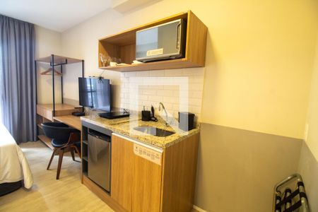 Cozinha de kitnet/studio para alugar com 1 quarto, 25m² em Jardim das Acacias, São Paulo
