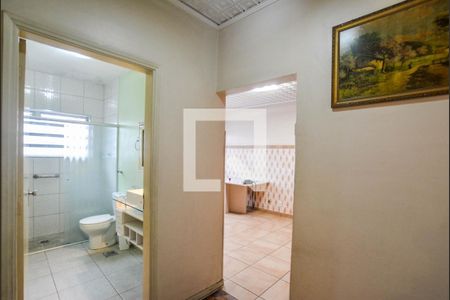 Corredor de casa para alugar com 2 quartos, 217m² em Jardim Stetel, Santo André