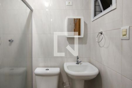Banheiro de apartamento para alugar com 1 quarto, 58m² em Cidade Ocian, Praia Grande