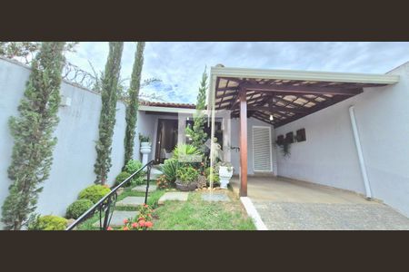 Garagem de casa à venda com 3 quartos, 87m² em Jardim Imperial, Lagoa Santa
