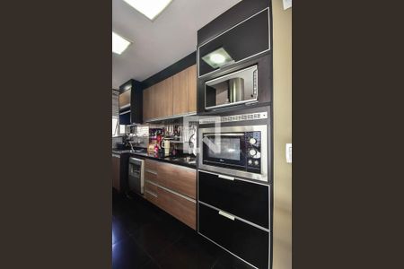 Cozinha de apartamento à venda com 2 quartos, 70m² em Jardim Parque Morumbi, São Paulo