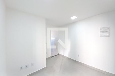 Sala de apartamento para alugar com 2 quartos, 47m² em Residencial Cosmos, Campinas