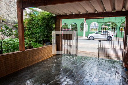 Garagem de casa à venda com 3 quartos, 126m² em Vila Constança, São Paulo