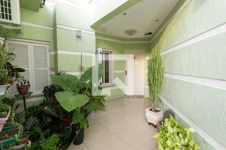 Entrada da casa de casa à venda com 4 quartos, 326m² em Jardim Itu, Porto Alegre