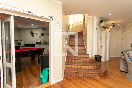 Sala 1 de casa à venda com 4 quartos, 326m² em Jardim Itu, Porto Alegre