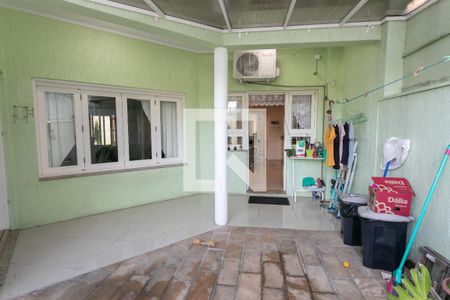 Varanda de casa à venda com 4 quartos, 326m² em Jardim Itu, Porto Alegre