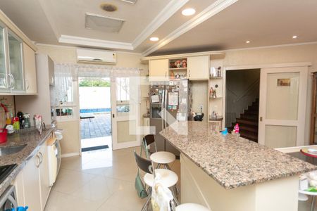 Cozinha de casa à venda com 4 quartos, 326m² em Jardim Itu, Porto Alegre