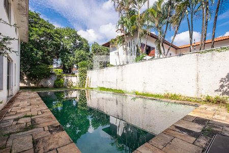 Quintal de casa para alugar com 3 quartos, 400m² em Alto de Pinheiros, São Paulo