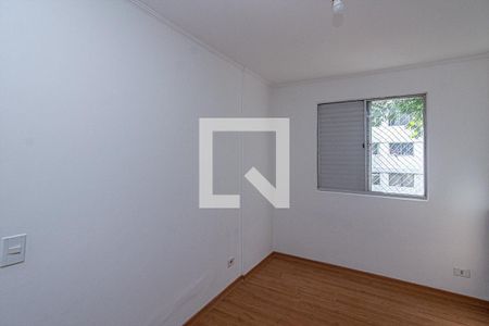 Quarto 2 de apartamento para alugar com 2 quartos, 52m² em Jardim Sao Saverio, São Paulo