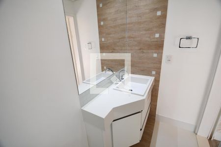 Banheiro da Suíte de apartamento para alugar com 3 quartos, 88m² em Jardim das Paineiras, Campinas
