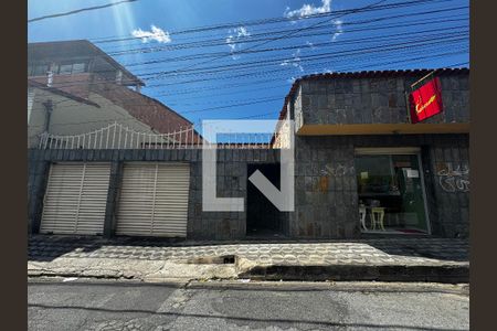 Fachada casa de casa à venda com 8 quartos, 350m² em São Geraldo, Belo Horizonte