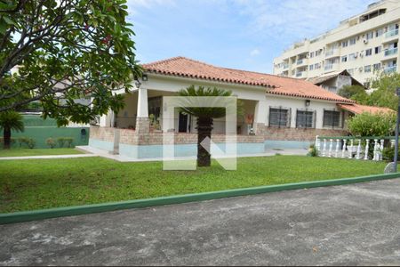 Quintal /Jardim  de casa à venda com 5 quartos, 310m² em Pechincha, Rio de Janeiro