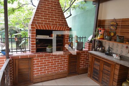 Churrasqueira de casa à venda com 5 quartos, 310m² em Pechincha, Rio de Janeiro
