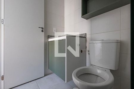 Suíte - Banheiro de apartamento para alugar com 1 quarto, 27m² em Pinheiros, São Paulo