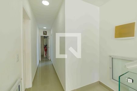 Hall de casa de condomínio à venda com 3 quartos, 400m² em Vargem Pequena, Rio de Janeiro
